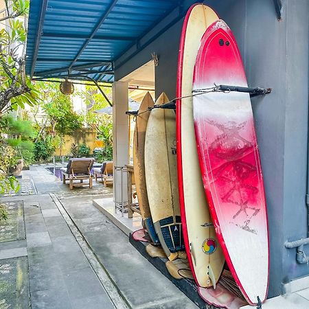 Sanata Yoga Guesthouse Canggu  Exterior photo