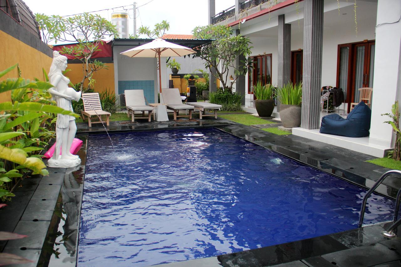 Sanata Yoga Guesthouse Canggu  Exterior photo